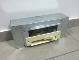 Podometna (kovinska) kaseta za vgradnjo talne smetišnice